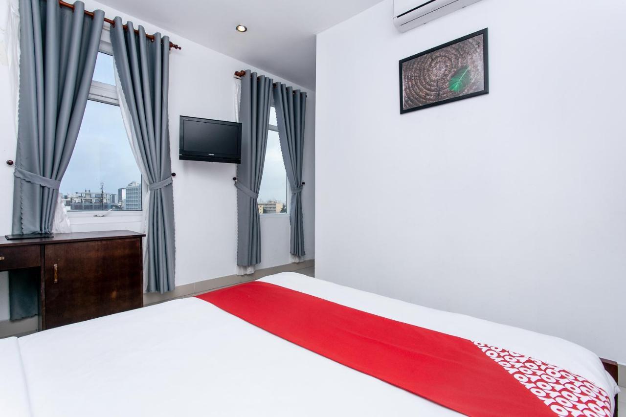 Oyo 557 Phi Yen Hotel Da Nang Exterior photo