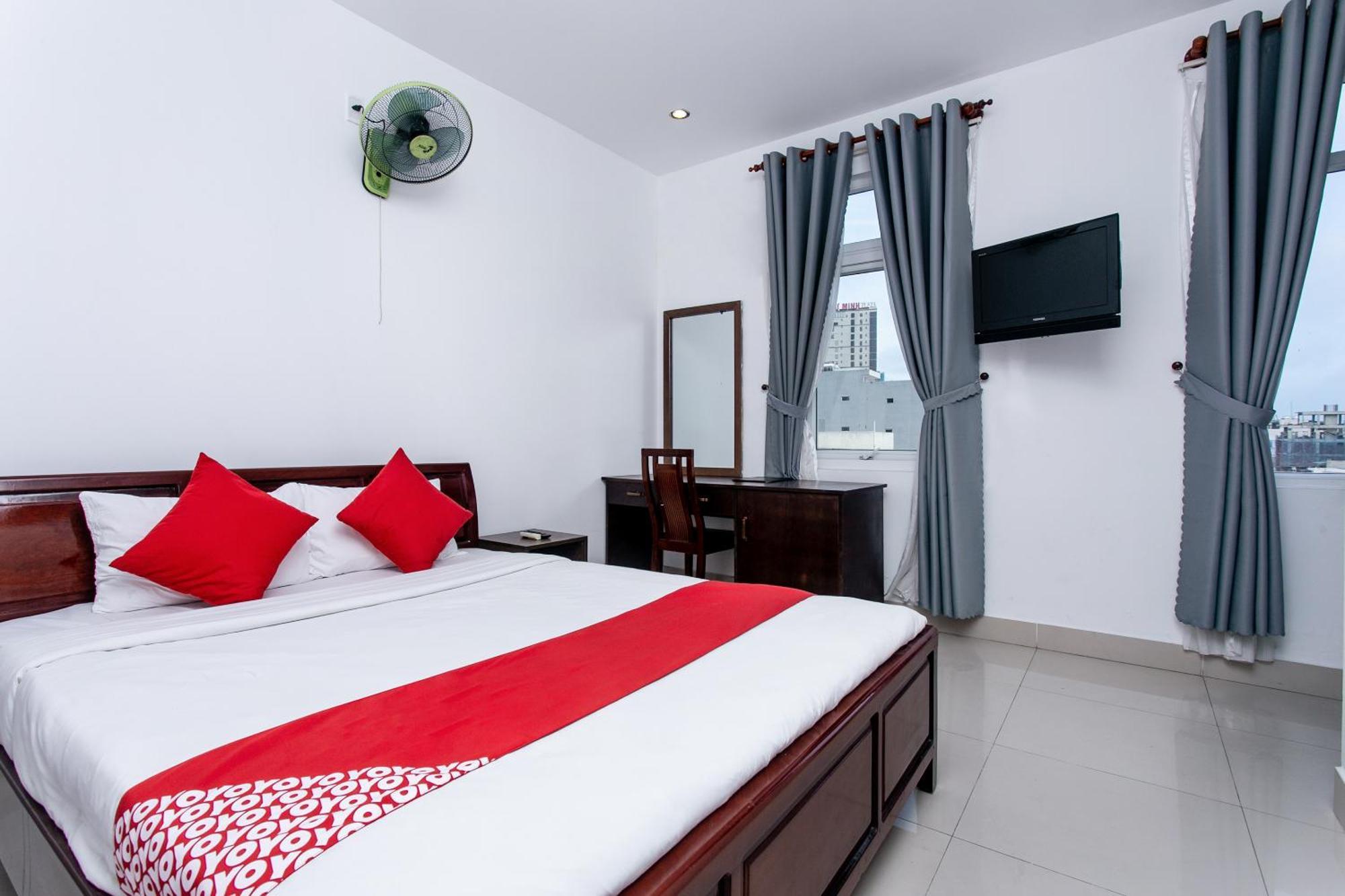 Oyo 557 Phi Yen Hotel Da Nang Exterior photo